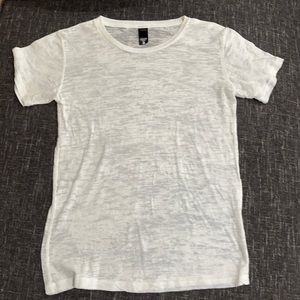 Alternative white shirt